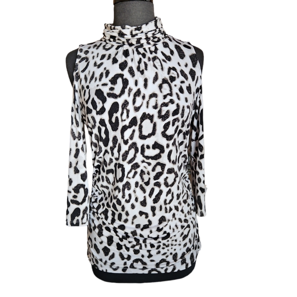 7th Avenue New York & Company Blouse.